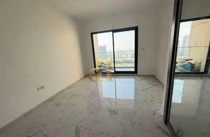 شقة - 1 حمام للايجار في جولدن دريم برج 1 - منطقة 18 - قرية جميرا الدائرية - دبي