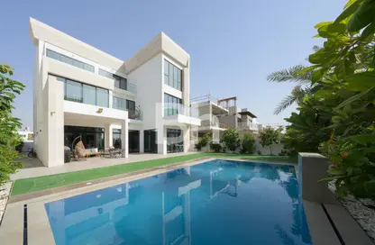 Villa - 7 Bedrooms - 7 Bathrooms for sale in Jumeirah Park Homes - Jumeirah Park - Dubai