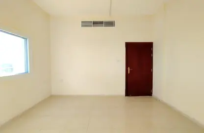 Apartment - 1 Bedroom - 1 Bathroom for rent in Muweileh Community - Muwaileh Commercial - Sharjah