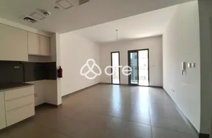 Apartment - 1 Bedroom - 1 Bathroom for rent in Hayat Boulevard-2B - Hayat Boulevard - Town Square - Dubai