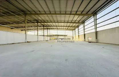 مستودع - استوديو - 2 حمامات للايجار في المنطقة الصناعية - مدينة دبي الصناعية - دبي