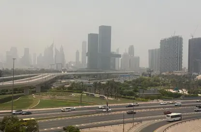 مكتب - استوديو - 1 حمام للايجار في عود ميثاء - بر دبي - دبي