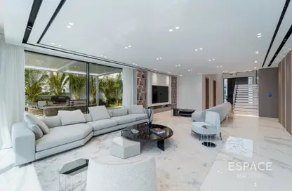 Villa - 5 Bedrooms - 6 Bathrooms for sale in Garden Homes Frond M - Garden Homes - Palm Jumeirah - Dubai