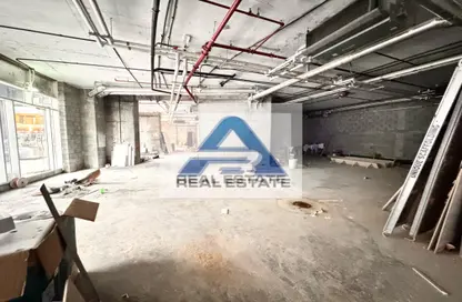 Retail - Studio - 2 Bathrooms for rent in Corniche Road - Abu Dhabi