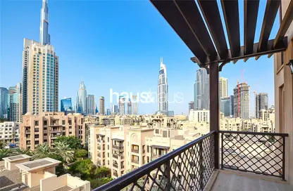Balcony image for: Apartment - 2 Bedrooms - 3 Bathrooms for sale in Kamoon 2 - Kamoon - Old Town - Dubai, Image 1