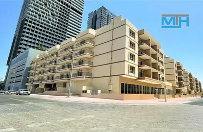 Apartment - Studio - 1 Bathroom for rent in May Residence - Jumeirah Village Circle - Dubai