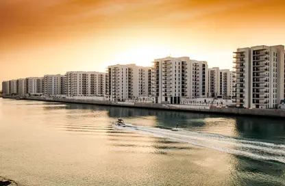 Apartment - 2 Bedrooms - 2 Bathrooms for rent in Waters Edge - Yas Island - Abu Dhabi