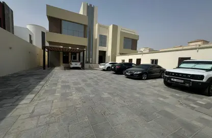 شقة - غرفة نوم - 1 حمام للايجار في مدينة الرياض - أبوظبي