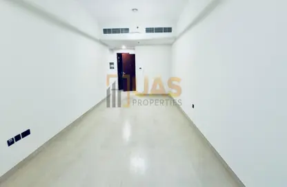 Apartment - 2 Bedrooms - 3 Bathrooms for rent in Al Barsha 1 - Al Barsha - Dubai