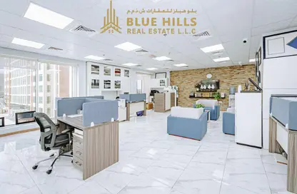 مكتب - استوديو - 1 حمام للايجار في 51 برج - الخليج التجاري - دبي