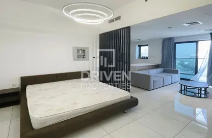 Apartment - 1 Bathroom for rent in The Square Tower - Jumeirah Village Circle - Dubai