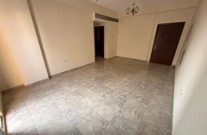 شقة - 2 غرف نوم - 2 حمامات للايجار في فلل الروضة 2 - 2  الروضة - الروضة - عجمان