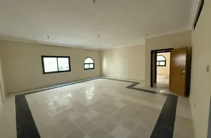 Apartment - 3 Bedrooms - 3 Bathrooms for rent in Al Mahatta - Al Qasimia - Sharjah