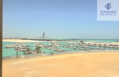 شقة - 2 غرف نوم - 2 حمامات للايجار في A شقق مارينا - مساكن الحمرا مارينا - قرية الحمرا - رأس الخيمة