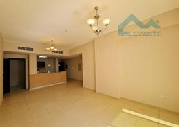 Apartment - 3 bedrooms - 4 bathrooms for sale in Mazaya 9 - Queue Point - Dubai Land - Dubai