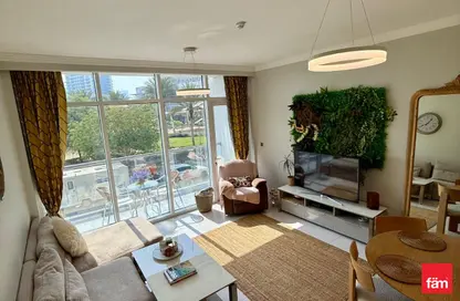 Apartment - 1 Bedroom - 2 Bathrooms for sale in Regent Court - Jumeirah Village Circle - Dubai
