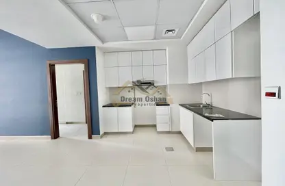 Apartment - 2 Bedrooms - 3 Bathrooms for rent in Binghatti Gateway - Al Jaddaf - Dubai