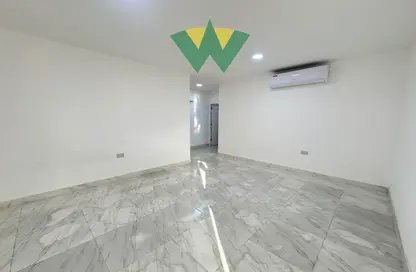 شقة - غرفة نوم - 2 حمامات للايجار في مدينة الرياض - أبوظبي