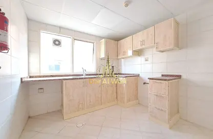 Apartment - 2 Bedrooms - 2 Bathrooms for rent in Al Hafeet Tower 8 - Al Nahda - Sharjah