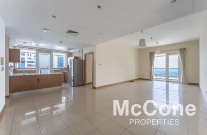 Apartment - 2 Bedrooms - 3 Bathrooms for rent in Sulafa Tower - Dubai Marina - Dubai