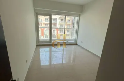 شقة - 3 غرف نوم - 4 حمامات للايجار في بناية رويال جي في سي - قرية الجميرا سركل - دبي