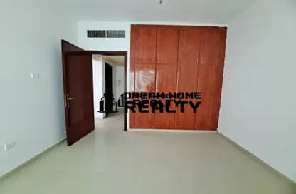 Apartment - 1 Bedroom - 1 Bathroom for rent in Al Khan 5 building - Al Khan - Sharjah