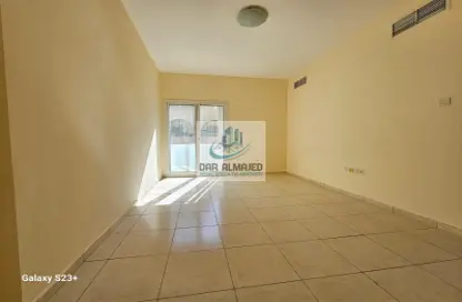 Empty Room image for: Apartment - 3 Bedrooms - 3 Bathrooms for rent in Taliatela Street - Al Nahda - Sharjah, Image 1