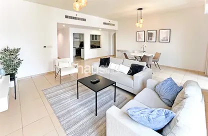 Apartment - 2 Bedrooms - 3 Bathrooms for rent in Rimal 1 - Rimal - Jumeirah Beach Residence - Dubai