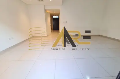 فيلا - 3 غرف نوم - 4 حمامات للايجار في مساكن نسمه - ّالطي - الشارقة