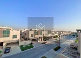 Outdoor Building image for: Townhouse - 4 bedrooms - 6 bathrooms for sale in Grand Views - Meydan Gated Community - Meydan - Dubai, Image 1