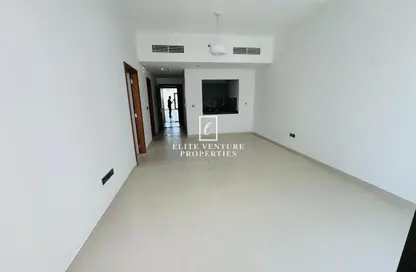 شقة - غرفة نوم - 2 حمامات للايجار في برج الوليد BA 06 - ارجان - دبي