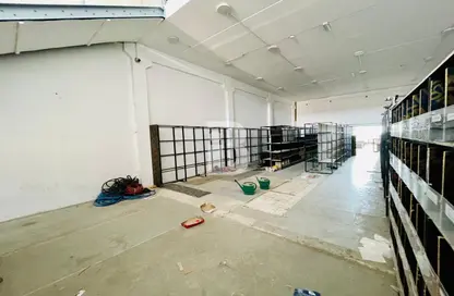 مستودع - استوديو - 2 حمامات للايجار في القوز 3 - القوز - دبي