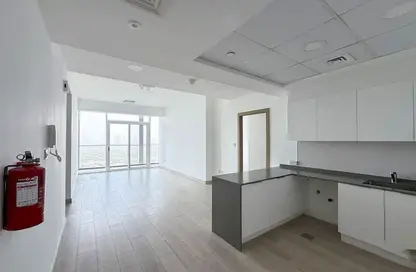 Apartment - 3 Bedrooms - 3 Bathrooms for rent in BLOOM TOWERS A - Bloom Towers - District 10 - Jumeirah Village Circle - Dubai