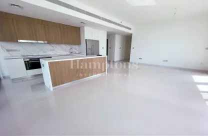Apartment - 3 Bedrooms - 3 Bathrooms for rent in Marina Vista - EMAAR Beachfront - Dubai Harbour - Dubai