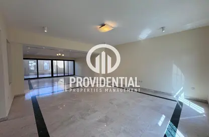 Villa - 4 Bedrooms - 5 Bathrooms for rent in Fortress Compound - Al Salam Street - Abu Dhabi