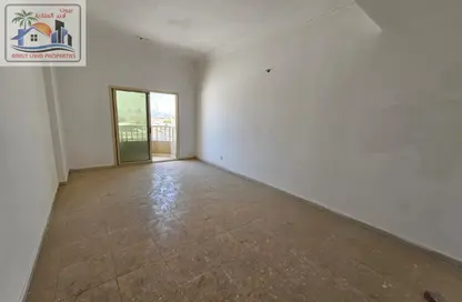 Apartment - 2 Bedrooms - 2 Bathrooms for rent in Al Khan Lagoon - Al Khan - Sharjah