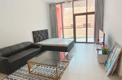 Apartment - Studio - 1 Bathroom for rent in Binghatti Crystals - Dubai Silicon Oasis - Dubai