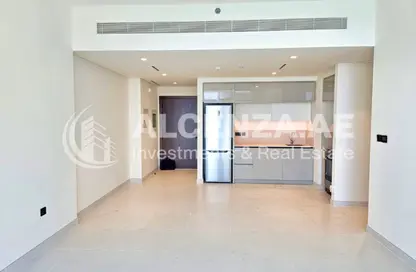 Apartment - 1 Bedroom - 2 Bathrooms for sale in Marina Vista - EMAAR Beachfront - Dubai Harbour - Dubai