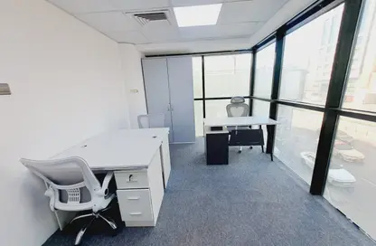 Office Space - Studio - 4 Bathrooms for rent in Mankhool Building - Mankhool - Bur Dubai - Dubai