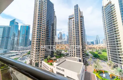 Apartment - 1 Bedroom - 2 Bathrooms for rent in Elite Downtown Residence - Downtown Dubai - Dubai