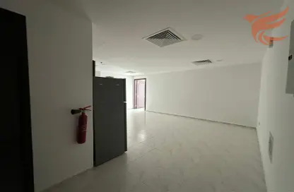 Apartment - Studio - 1 Bathroom for rent in RAK Tower - Al Seer - Ras Al Khaimah