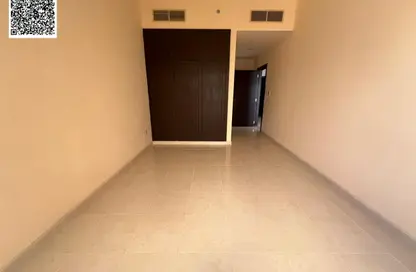 Apartment - 1 Bedroom - 2 Bathrooms for rent in Emirates City - Ajman