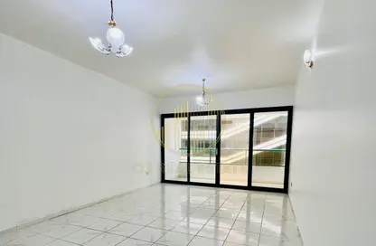 Apartment - 1 Bedroom - 2 Bathrooms for rent in White Crown Building - Sheikh Zayed Road - Dubai
