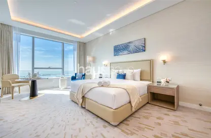 Room / Bedroom image for: Apartment - 1 Bedroom - 1 Bathroom for rent in The Palm Tower - Palm Jumeirah - Dubai, Image 1