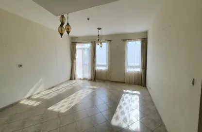 Apartment - 2 Bedrooms - 3 Bathrooms for rent in Shakespeare Circus 3 - Shakespeare Circus - Motor City - Dubai