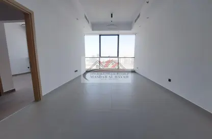 Apartment - 1 Bedroom - 2 Bathrooms for sale in La Plage Tower - Al Mamzar - Sharjah - Sharjah