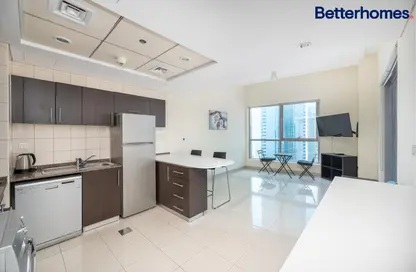 صورة لـ مطبخ شقة - غرفة نوم - 2 حمامات للايجار في البرج الاوسط - باي سنترال - دبي مارينا - دبي ، صورة رقم 1