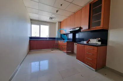 Apartment - 3 Bedrooms - 4 Bathrooms for rent in Golden Sands Tower - Al Nahda - Sharjah