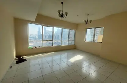 Apartment - 3 Bedrooms - 2 Bathrooms for rent in New Al Taawun Road - Al Taawun - Sharjah