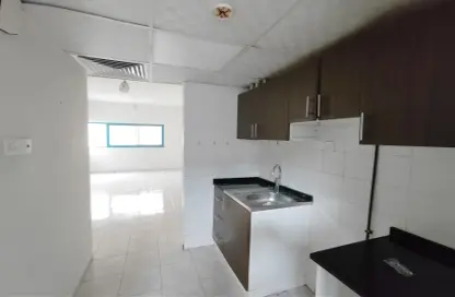 Apartment - 1 Bathroom for rent in Dar Al Majaz - Jamal Abdul Nasser Street - Al Majaz - Sharjah